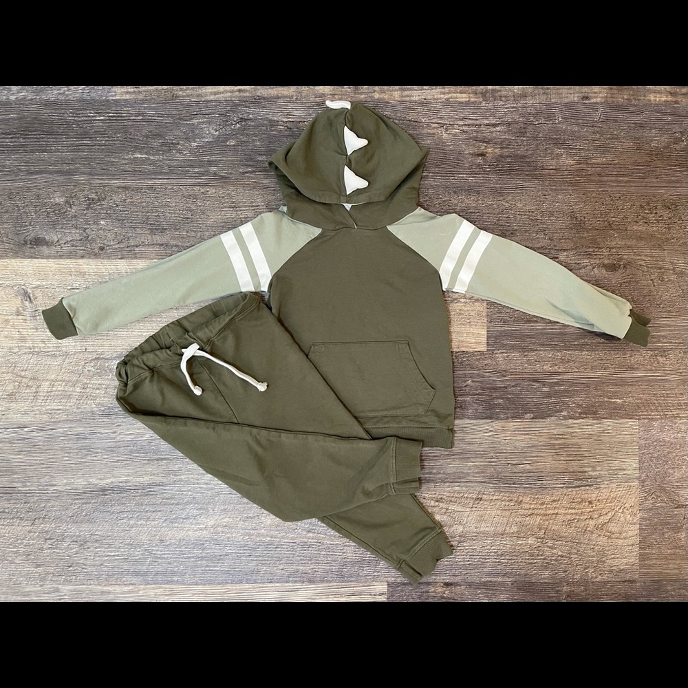 Tommy Bahama Toddler Boy’s Outfit